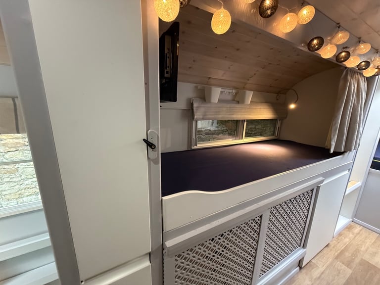 Off Grid Live aboard Skoolie motorhome