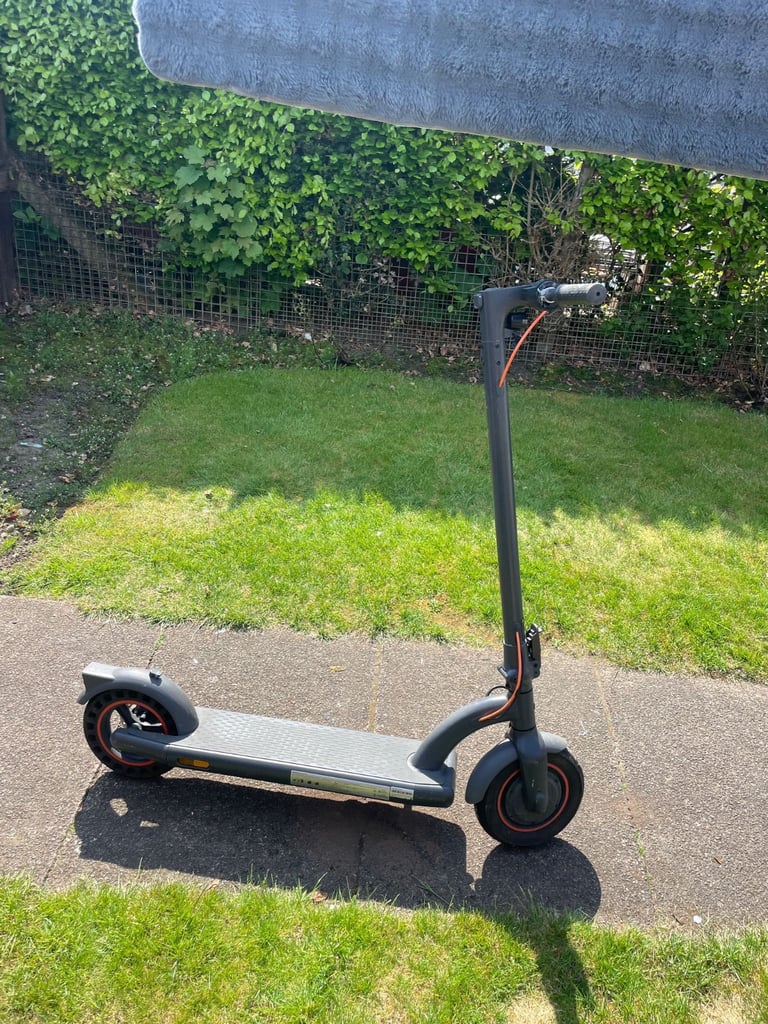 E scooter