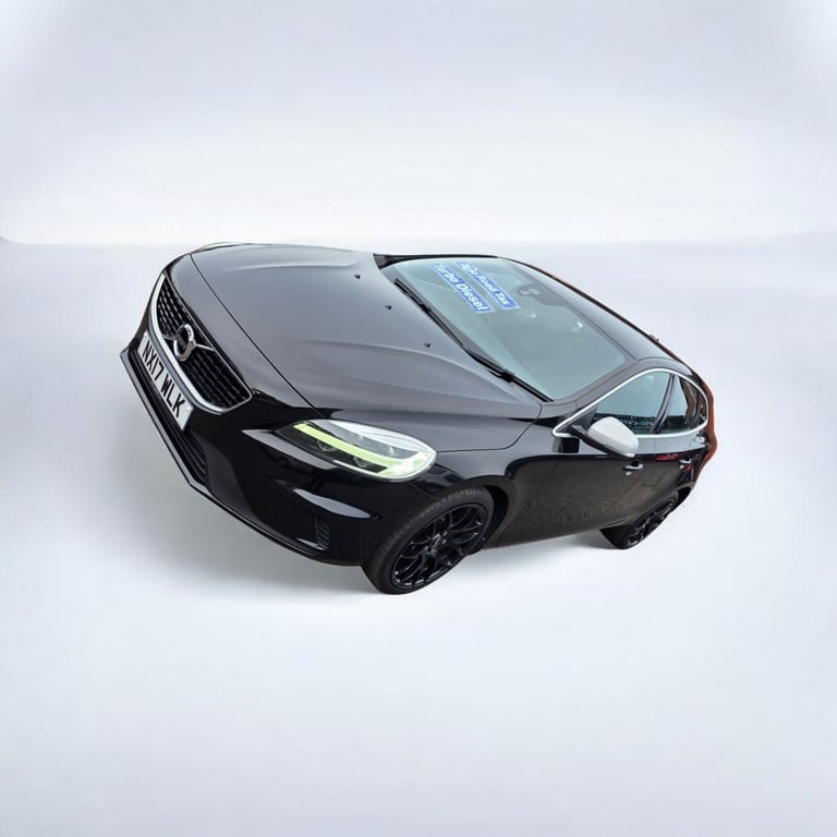 2017 Volvo V40 D2 [120] R DESIGN Nav Plus 5dr HATCHBACK Diesel Manual
