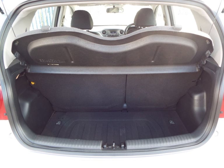 2014 Hyundai i10 1.0 Premium Hatchback 5dr Petrol Manual Euro 5 (66 ps) Hatchback Petrol Manual
