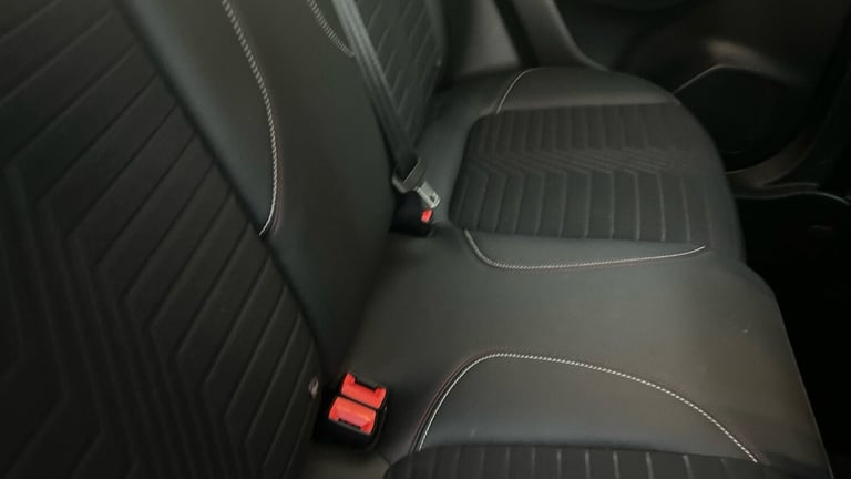 2023 Ford Puma 1.0 EcoBoost Hybrid mHEV Vivid Ruby Edition 5dr HATCHBACK PETROL Manual