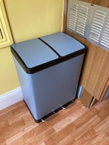 Twin Compartment Bin and Recycling Bin
