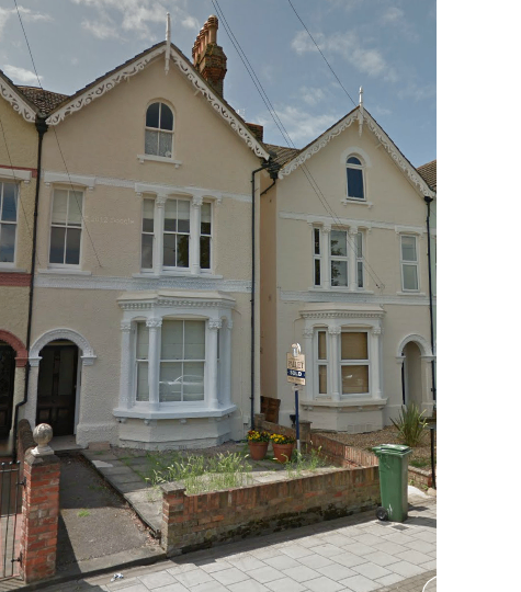 Spacious studio apartment