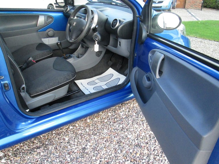 2011 Peugeot 107 1.0 Urban 3dr HATCHBACK Petrol Manual