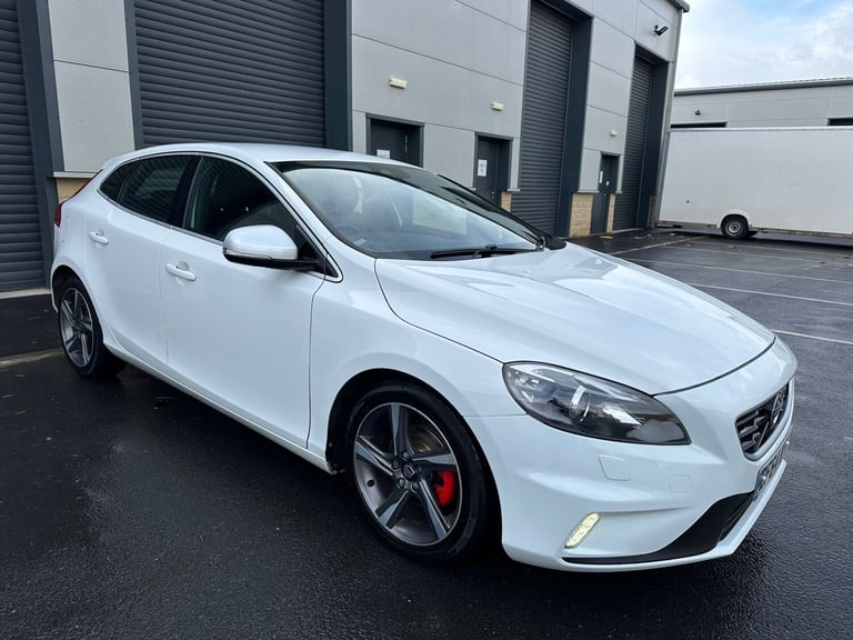 2015 Volvo V40 D2 R DESIGN Lux Nav 5dr HATCHBACK Diesel Manual