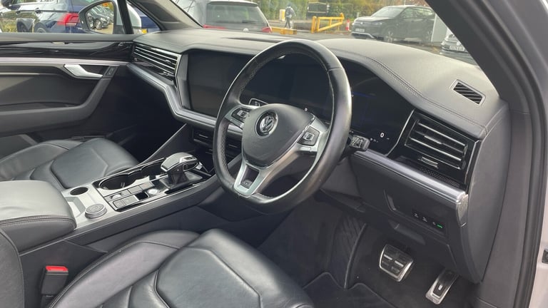 2018 Volkswagen Touareg 3.0 V6 TDI 4Motion R-Line Tech 5dr Tip Auto Diesel Estate Estate Diesel A...