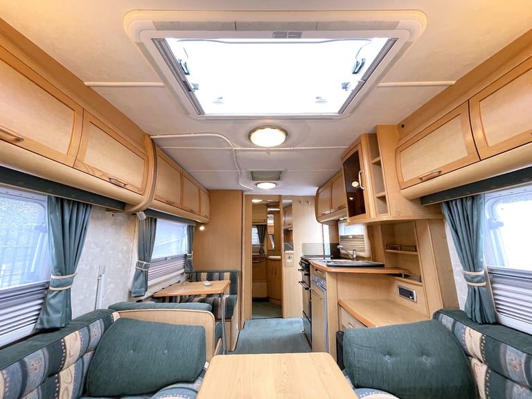 2005 ABBEY VOGUE GTS 416 4 BERTH CARAVAN, END BATHROOM WITH MOTOR MOVER & AWNING