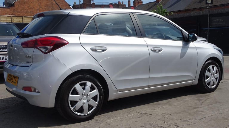 HYUNDAI I20 1.2 Blue Drive S Silver Manual Petrol 2016
