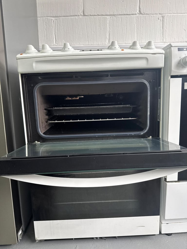 Zanussi Electric Cooker with Induction Hob - Free Same Day Delivery 