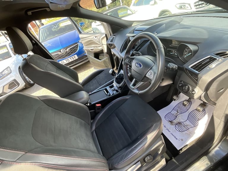 2018 Ford Kuga 1.5T EcoBoost GPF ST-Line SUV 5dr Petrol Manual Euro 6 (s/s) (150 ps) HATCHBACK Pe...