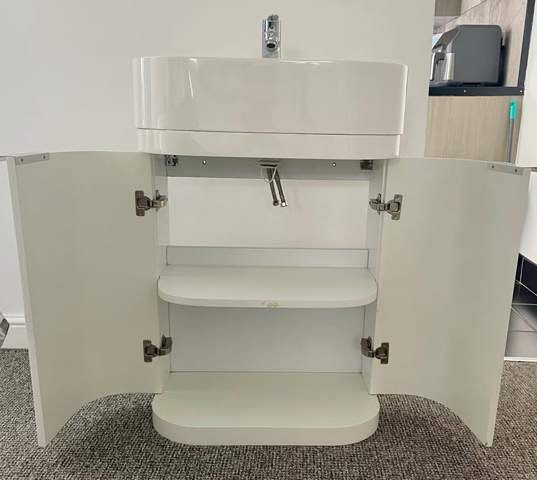 Vanity Unit & Sink