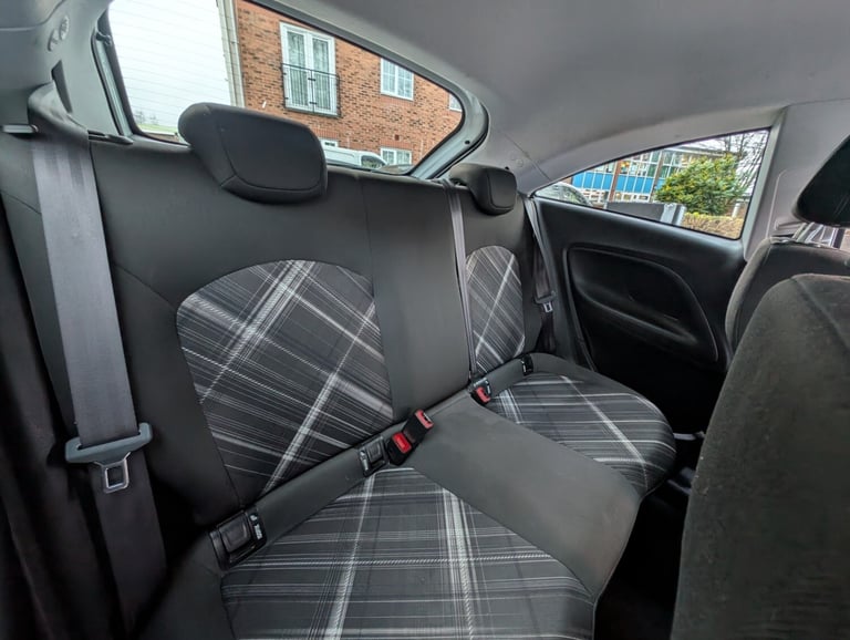 2015 Vauxhall Corsa 1.4 Limited Edition 3dr HATCHBACK Petrol Manual