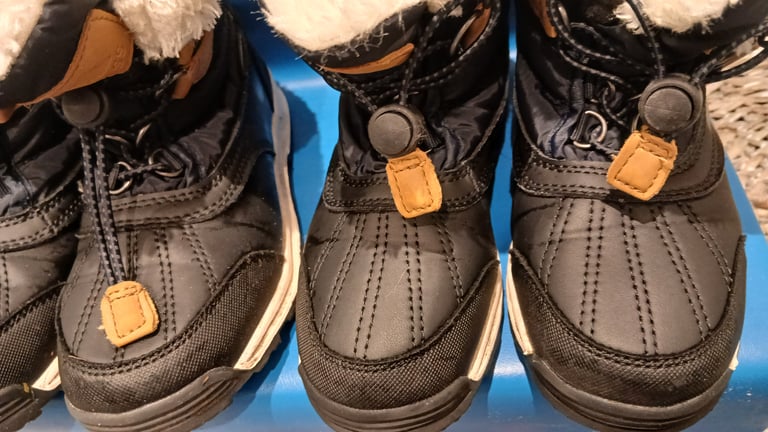Snow Boots x2