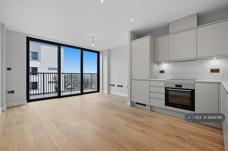 image for 1 bedroom flat in Amity Grove, London, SW20 (1 bed) (#2634719)