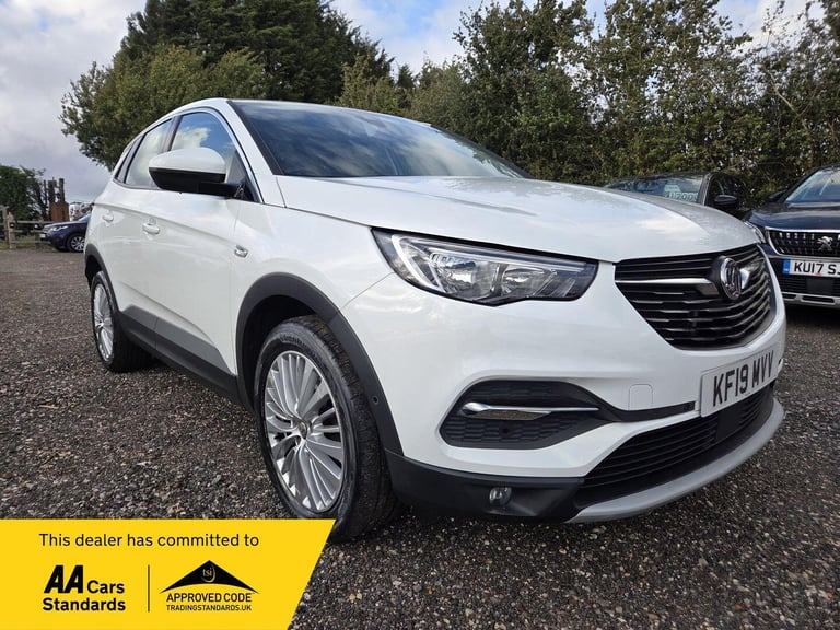 2019 Vauxhall Grandland X 1.2 Turbo Tech Line Nav Auto Euro 6 (s/s) 5dr Petrol