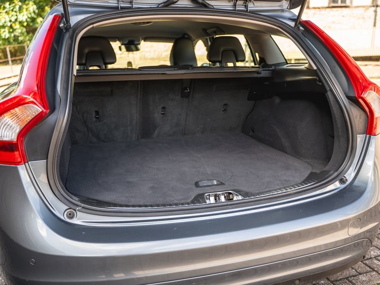 2016 Volvo V60 D3 (150) SE Lux Nav 5dr Diesel