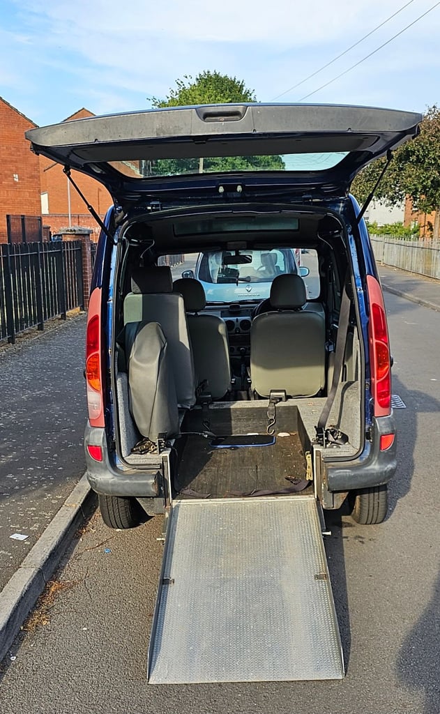Renault Kangoo 1.2L Wheel Chair Access, New MOT