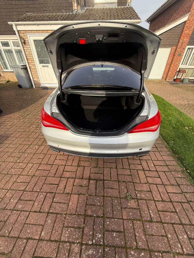 Mercedes-Benz, CLA, Saloon, 2015, Semi-Auto, 2143 (cc), 4 doors