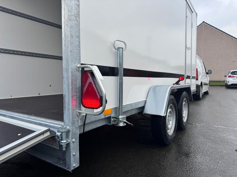 BRAND NEW 400cm x 200cm x 200cm TWIN AXLE BOX TRAILER WITH DUO DOORS 2700KG