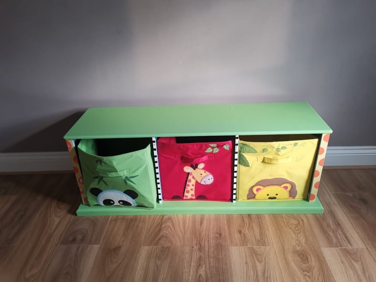 Green toy storage unit