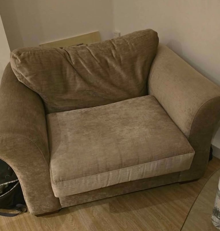 Super Comfy Snuggle/Cuddle Chair - Argos Style - Beige/Taupe Fabric