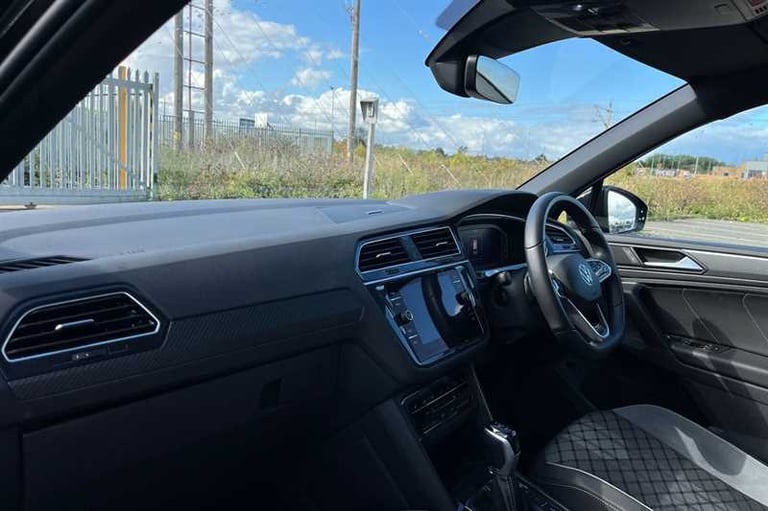 2024 Volkswagen Tiguan 1.5 TSI R-Line Edition SUV 5dr Petrol DSG Euro 6 (s/s) (150 ps) SUV Petrol...