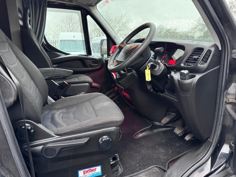 2018 68 Iveco Daily Recovery Truck. 52-180. Sleeper. AC. Winch. Ali bed. RearAir