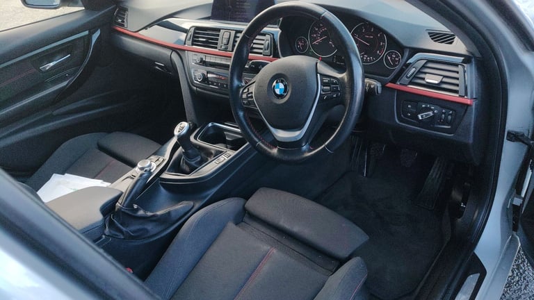 BMW, 3 SERIES, Saloon, 2013, Manual, 1995 (cc), 4 doors