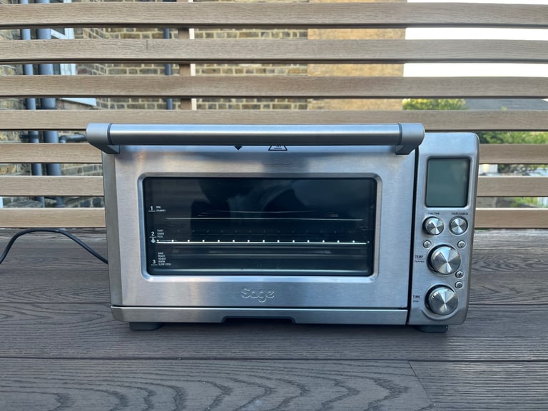 image for Countertop electric oven - barely used