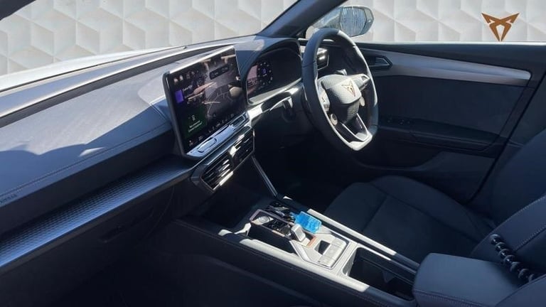 2025 Cupra Leon 1.5 eTSI (150ps) V2 DSG Automatic SUV Hybrid Automatic