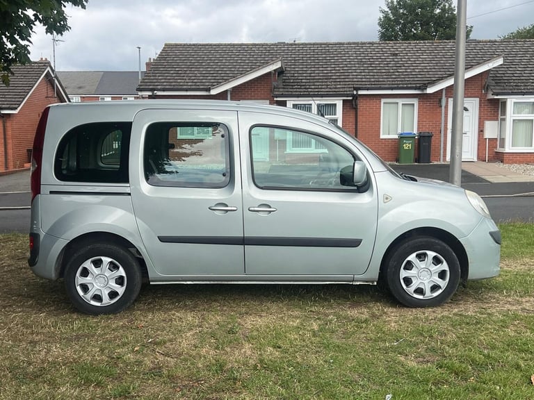 2012 Renault Kangoo 1.6 Expression 5dr Auto [AC] MPV Petrol Automatic