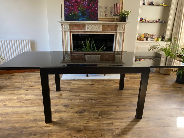 ✨ Elegant extending table 