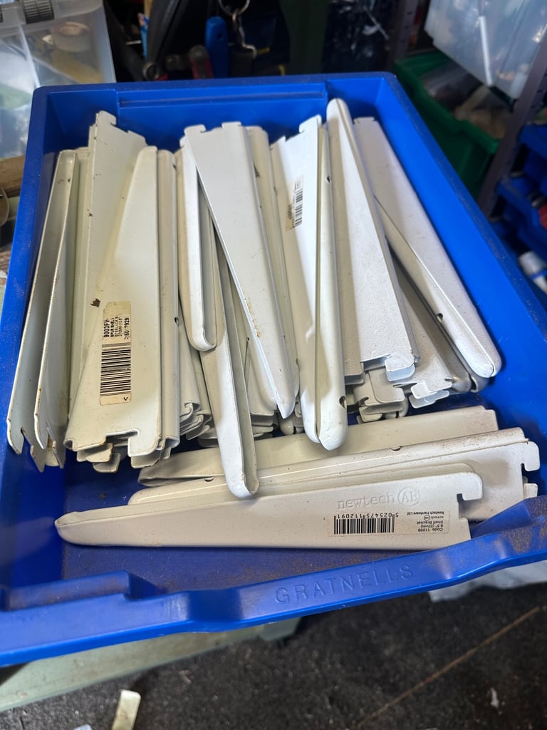 Shelving Brackets 