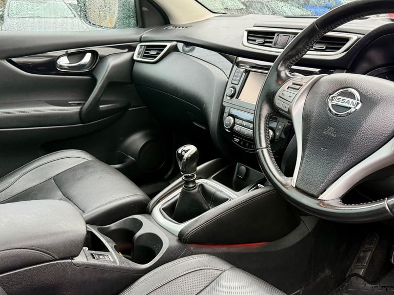 2016 NISSAN QASHQAI 1.5 DCI TEKNA 5DR BLACK PAN-ROOF HEATED LEATHER DIESEL