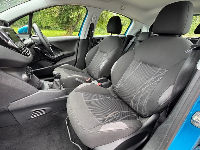 2012 Peugeot 208 1.0 VTi Active Only 65,000 Miles Metallic Blue 5 Door ULEZ 