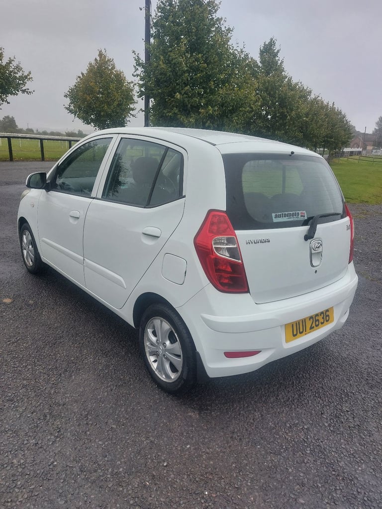 2013 HYUNDAI I10. FULL MOT. 81K. £20 ROAD TAX. 3 MONTHS WARRANTY 