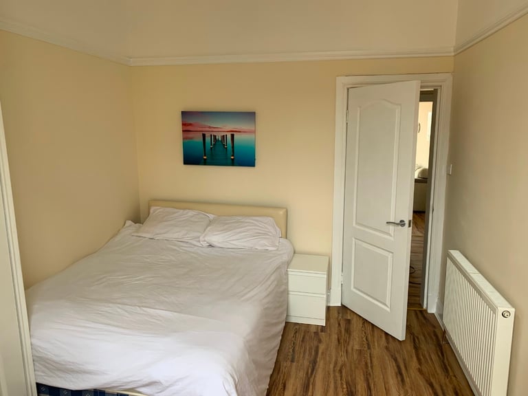 3 bedroom flat in Argyle Street, Finnieston, Glasgow, G3 8TD