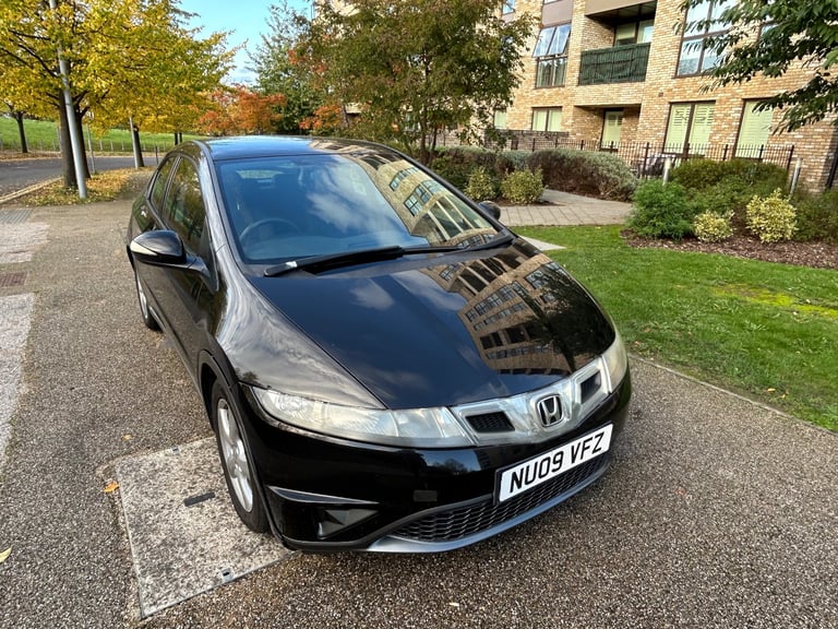 FACE LIFT 2009 HONDA CIVIC 1.8 FULL AUTOMATIC PETROL LOW MILEAGE 90k.,drives superb,great condition 