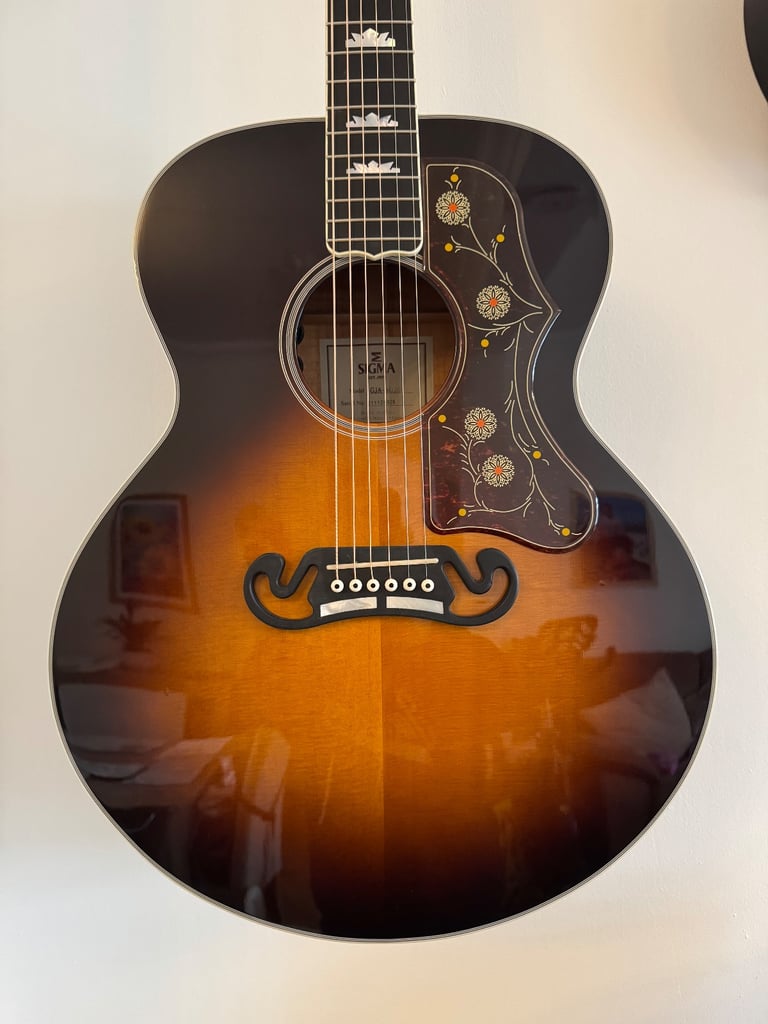 Sigma GJA-SG200+ Grand Jumbo Electro/Acoustic Guitar Sunburst