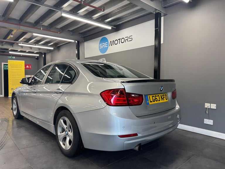 2013 BMW 3 Series 1.6 320i ED EfficientDynamics Euro 6 (s/s) 4dr SALOON Petrol Manual
