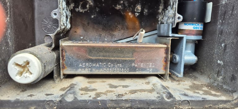 CARVER CASCADE 2 gas water heater for camper caravan motorhome boat.