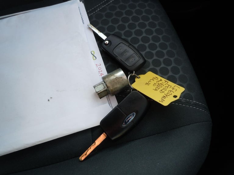 2012 Ford Fiesta 1.4 Titanium 5dr HATCHBACK Petrol Automatic