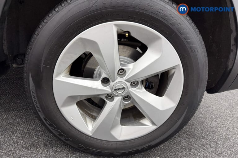 2020 Nissan Qashqai 1.3 DiG-T Acenta Premium 5dr SUV Petrol Manual