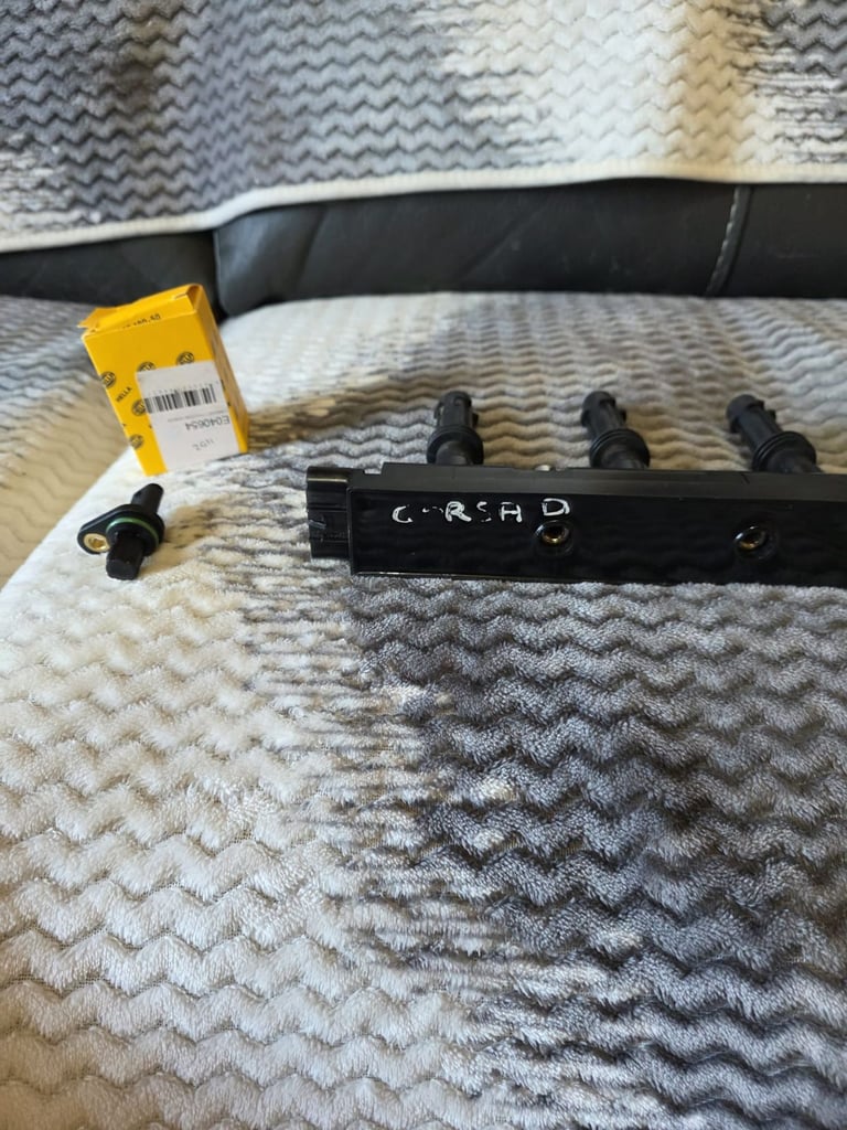 Coil pack & camshaft position sensor 