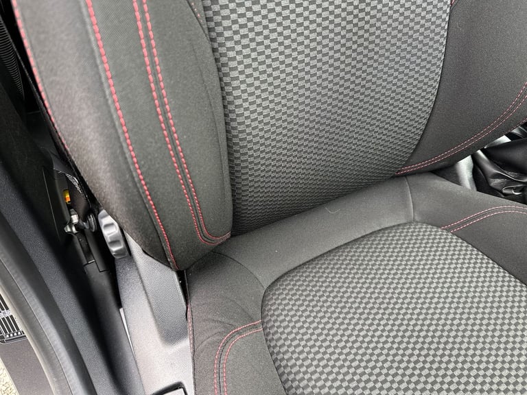 2023 Ford Puma 1.0 EcoBoost Hybrid mHEV ST-Line 5dr DCT HATCHBACK PETROL Automatic