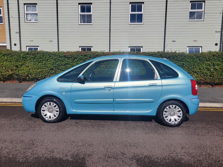 Automatic Citroen Picasso 2.0 desire. 1 yr mot