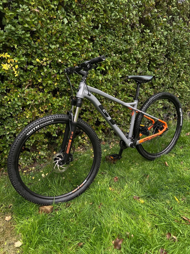 GT Avalanche Sport 29” Men’s Mountain Bike