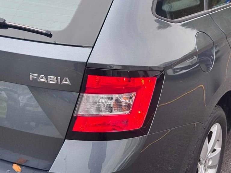 2017 Skoda Fabia 1.2 TSI SE 5dr DSG Automatic Estate Petrol Automatic