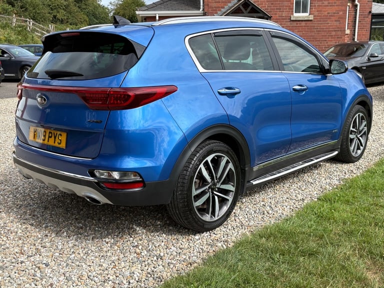 Kia Sportage 2.0 Diesel ISG 4 AWD Auto.Heated leather,reverse camera,pan roof