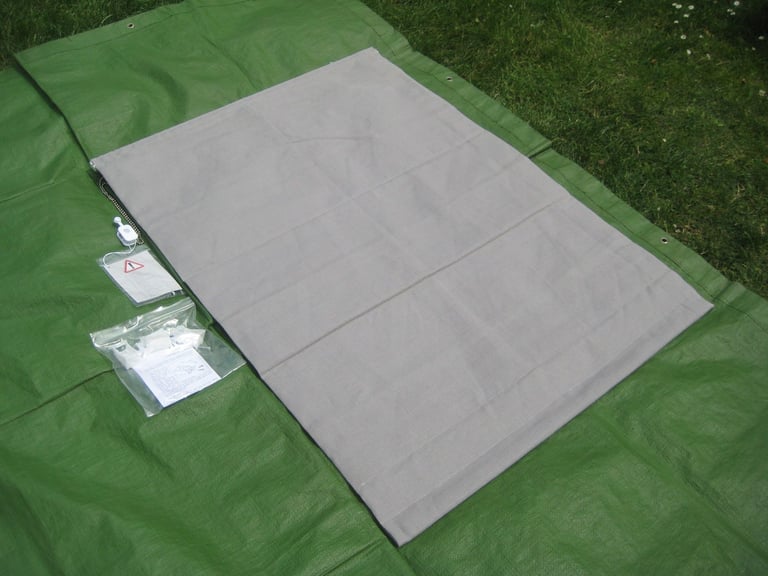 BRAND NEW Laura Ashley High Quality Pale Charcoal Roman Lined Blind 101 cm Drop & 75 cm Wide for £10